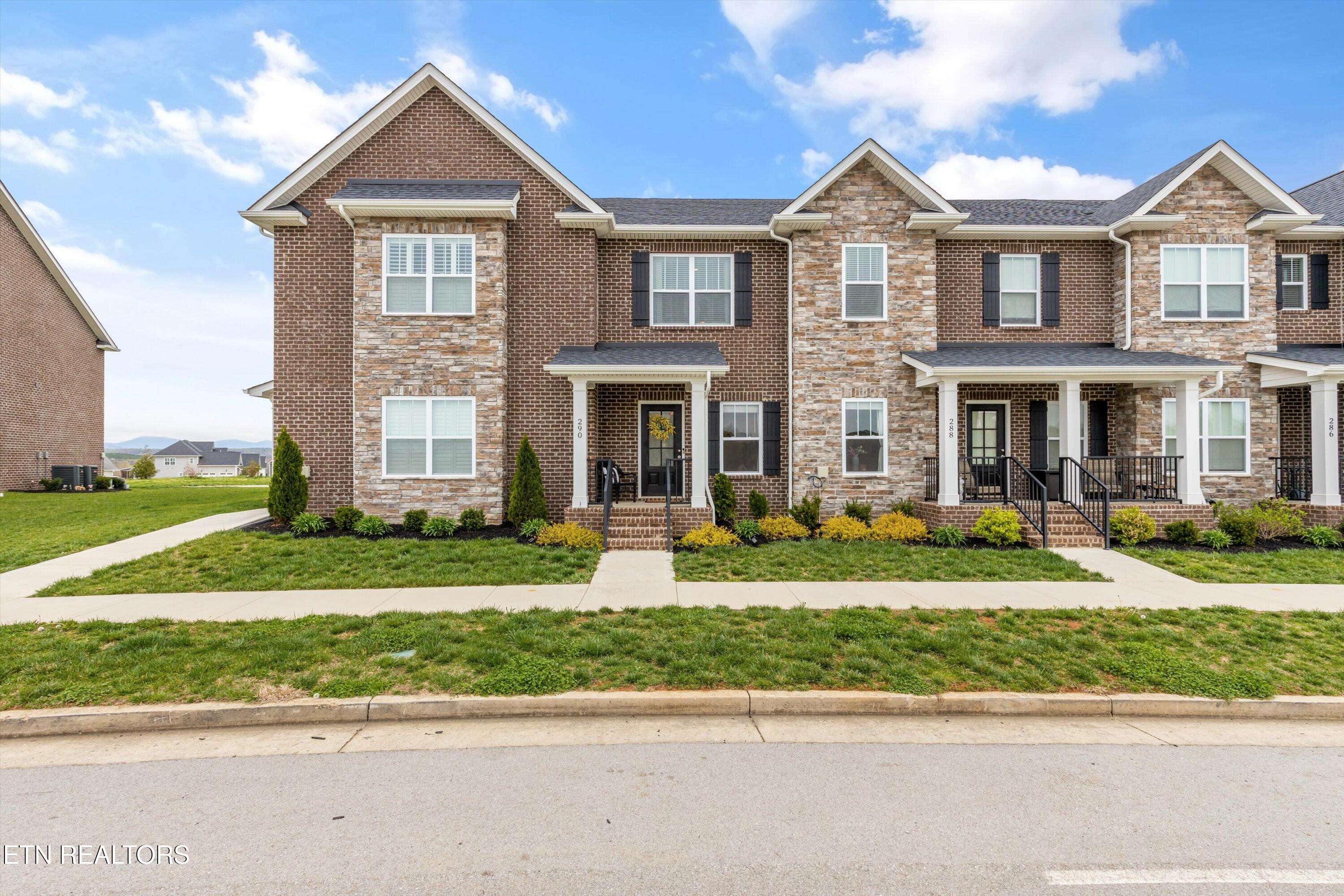 Oak Ridge, TN 37830,290 Broadberry Ave