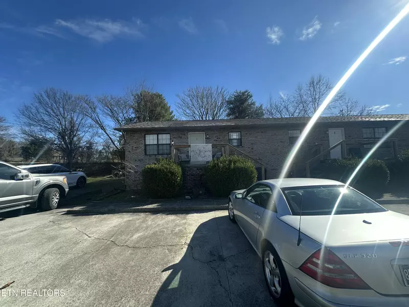 3455 Bent Rd Rd, Kodak, TN 37764