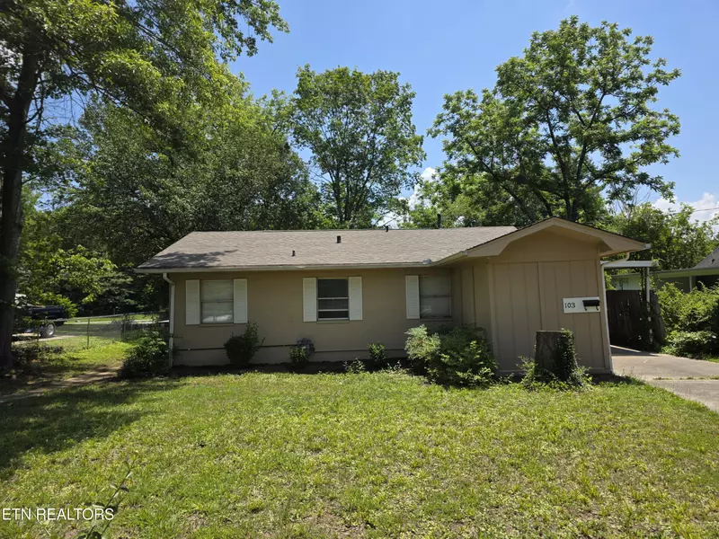 103 Purdue Ave, Oak Ridge, TN 37830
