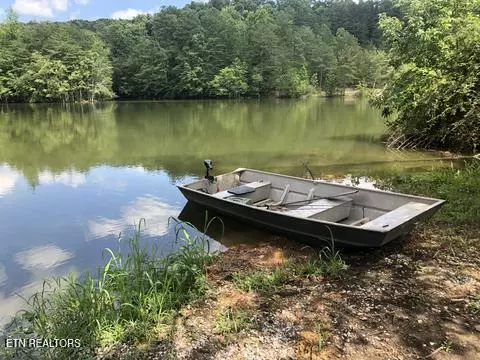 0 Christian Rd, Crossville, TN 38572