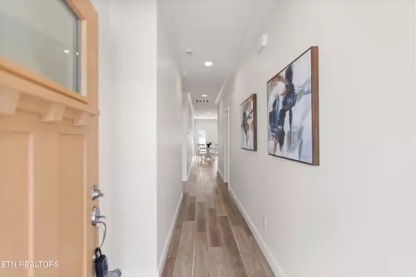 Powell, TN 37849,7306 Whispering Creek LN