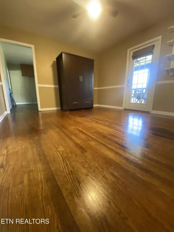 Knoxville, TN 37918,4109 Doris CIR