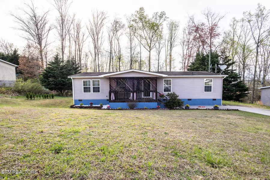 529 Ronald DR, Strawberry Plains, TN 37871