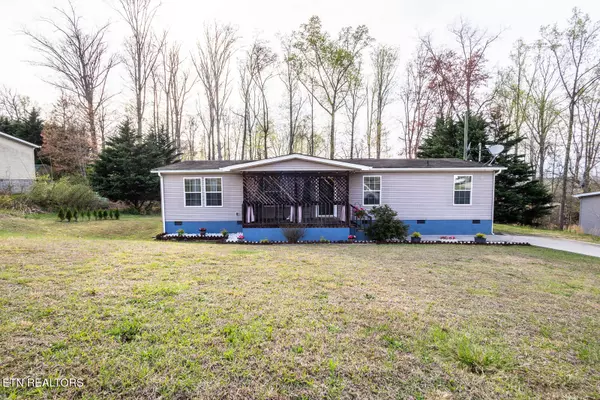 529 Ronald DR, Strawberry Plains, TN 37871