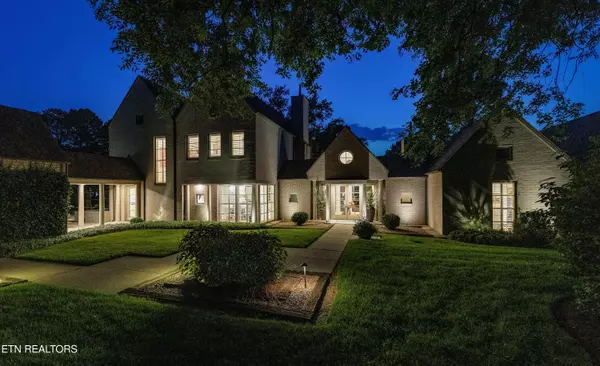 11901 Fox Den DR, Knoxville, TN 37934