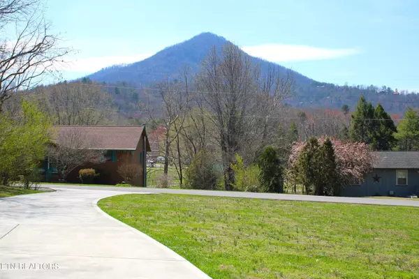 Sevierville, TN 37862,3623 Shelby DR