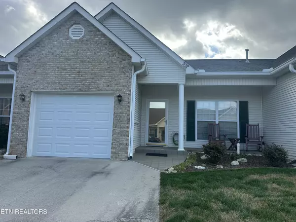 702 Willington PL,  Loudon,  TN 37774