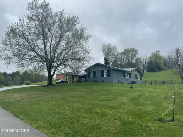 Cumberland Gap, TN 37724,201 Schooler LN