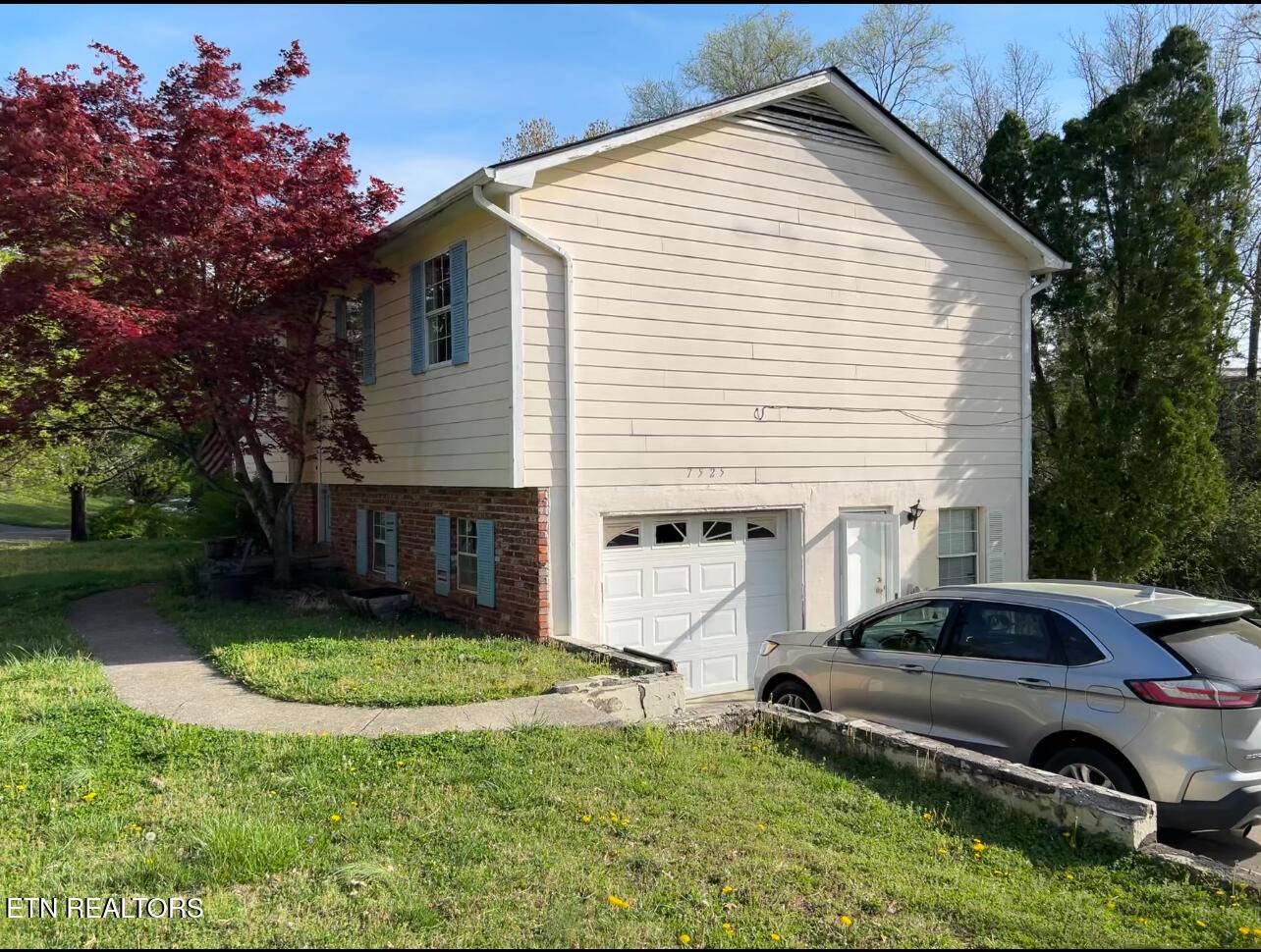 Knoxville, TN 37909,7525 Kerri WAY