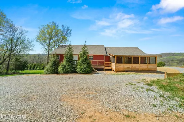 Tazewell, TN 37879,878 Little Sycamore Rd
