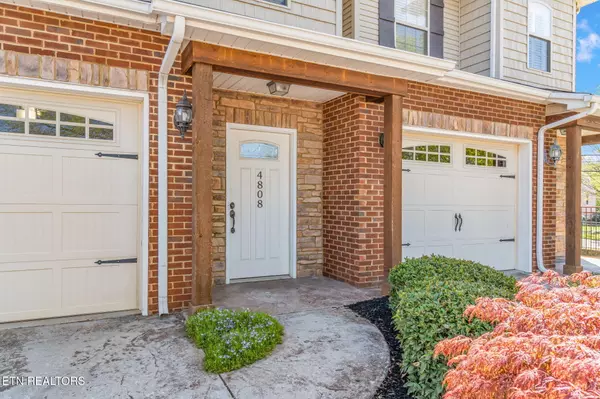 Knoxville, TN 37918,4808 Fountain View WAY