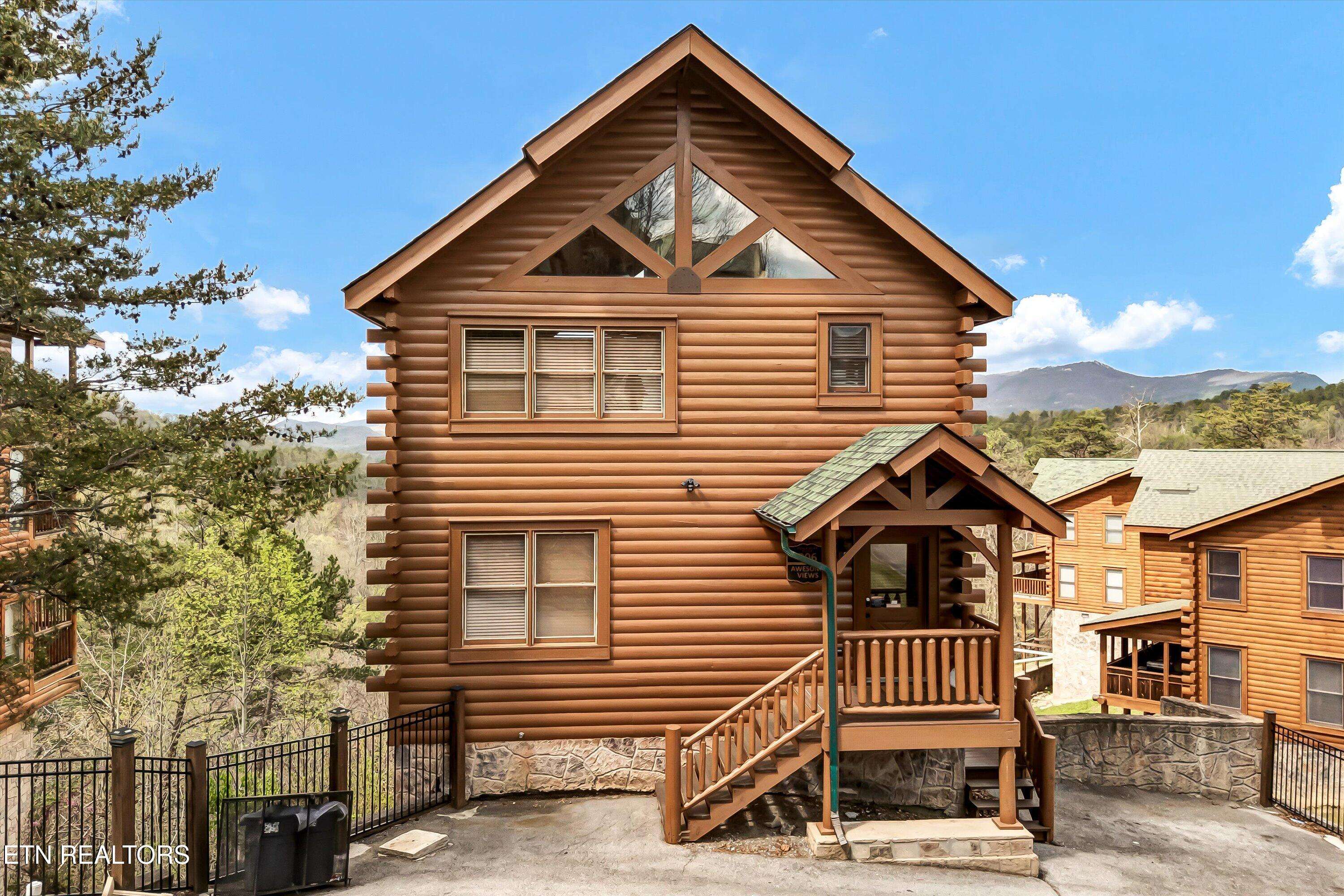 Sevierville, TN 37862,906 Black Bear Cub WAY
