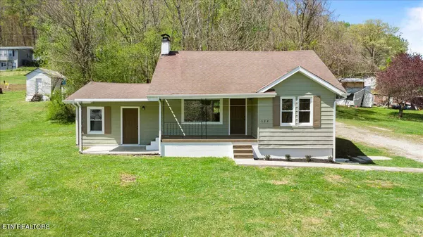 Caryville, TN 37714,328 Lake LN