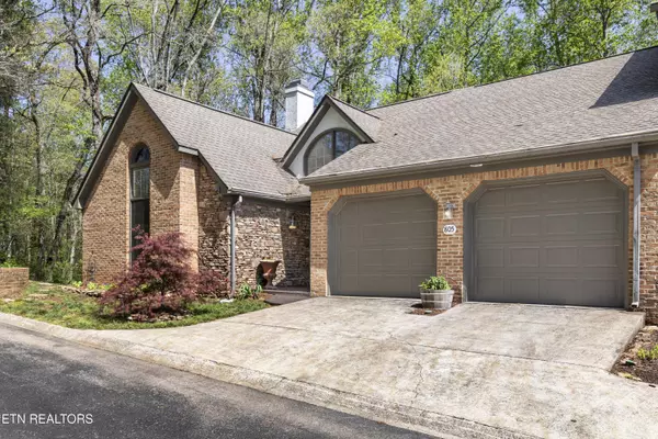 Knoxville, TN 37923,805 Ethans Glen DR