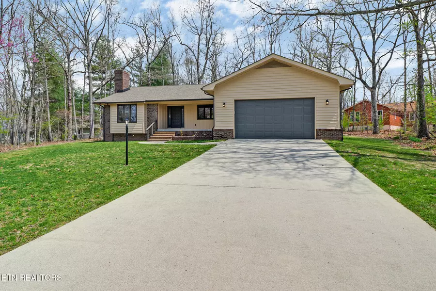 28 Overlook TER, Crossville, TN 38558