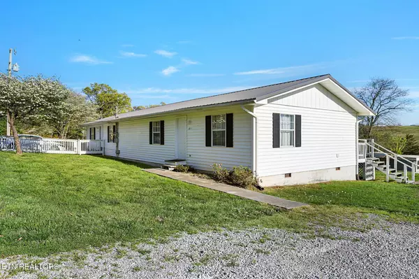 Kodak, TN 37764,3028 Toms WAY