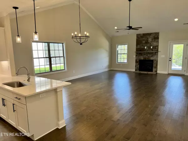 Knoxville, TN 37932,2110 Lantern Park LN