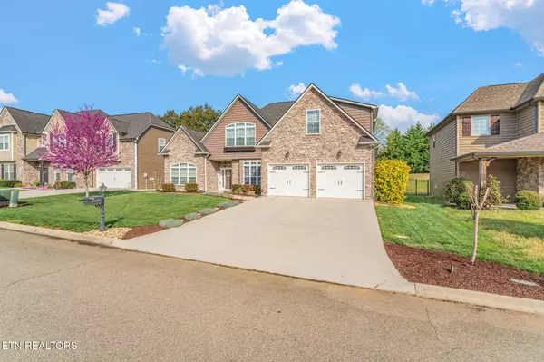 Knoxville, TN 37922,12229 Harpers Ferry LN