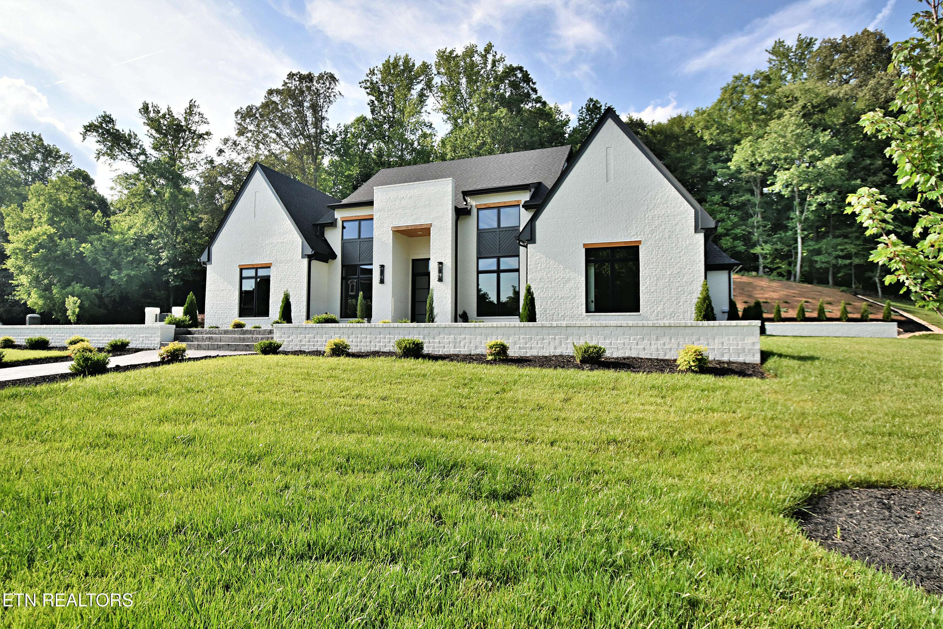 Knoxville, TN 37919,2410 Woodland Reserve LN