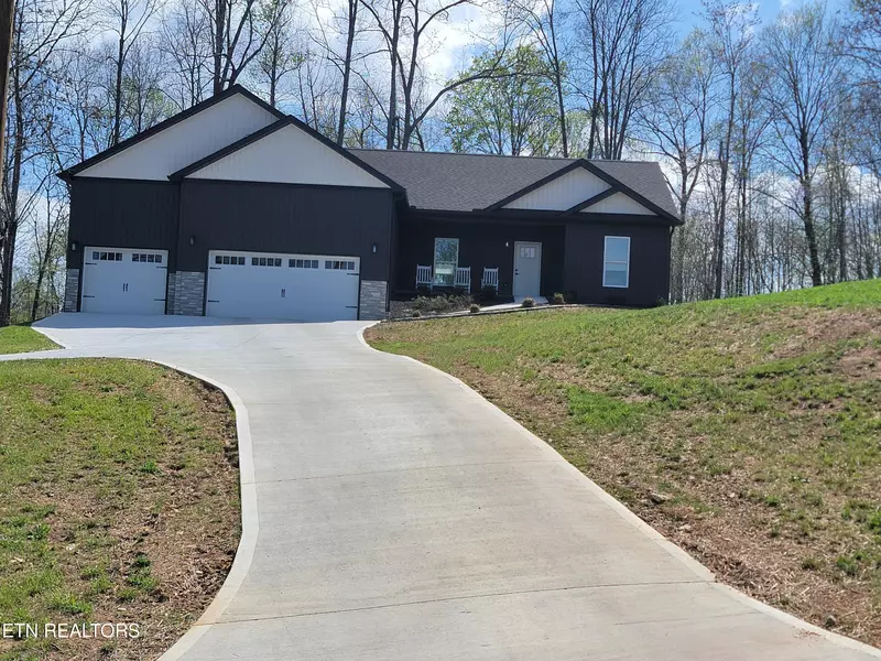 555 HICKORY POINTE LN, Maynardville, TN 37807