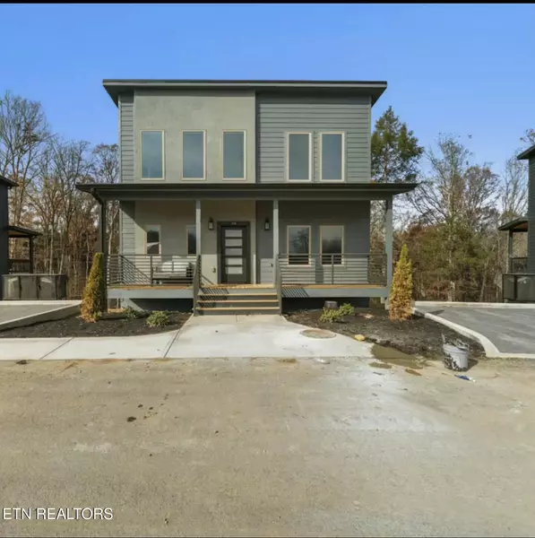 709 Moccasin WAY, Pigeon Forge, TN 37863