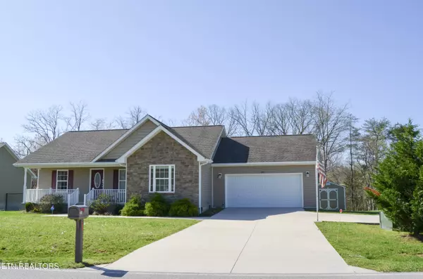 289 Deerfield Rd, Crossville, TN 38555