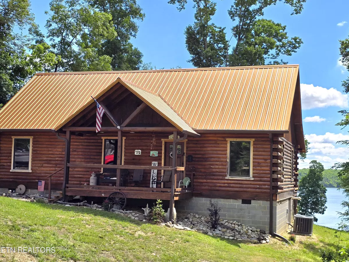 Dandridge, TN 37725,2116 Riverview DR