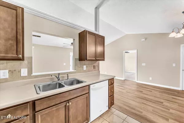 Knoxville, TN 37921,3740 Tilbury WAY