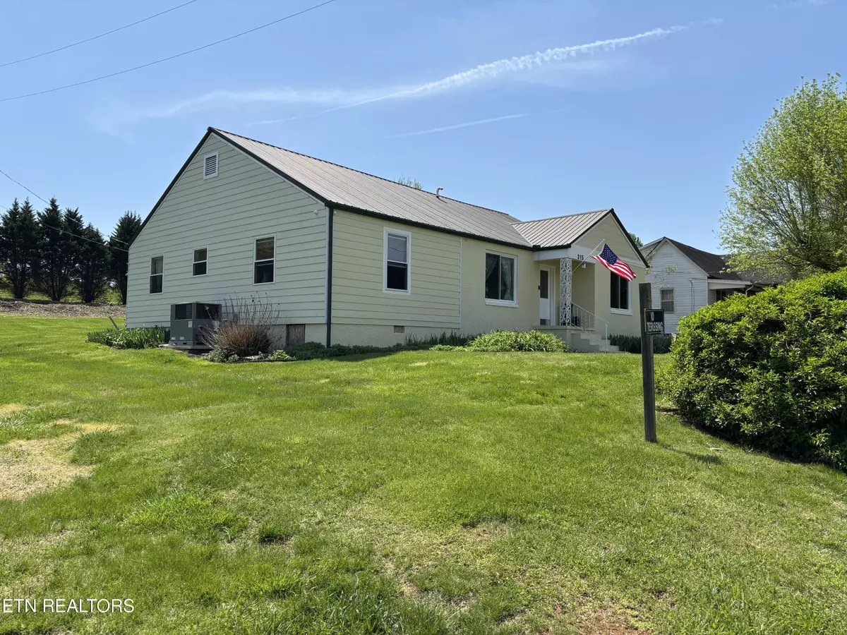 Tellico Plains, TN 37385,315 Church St