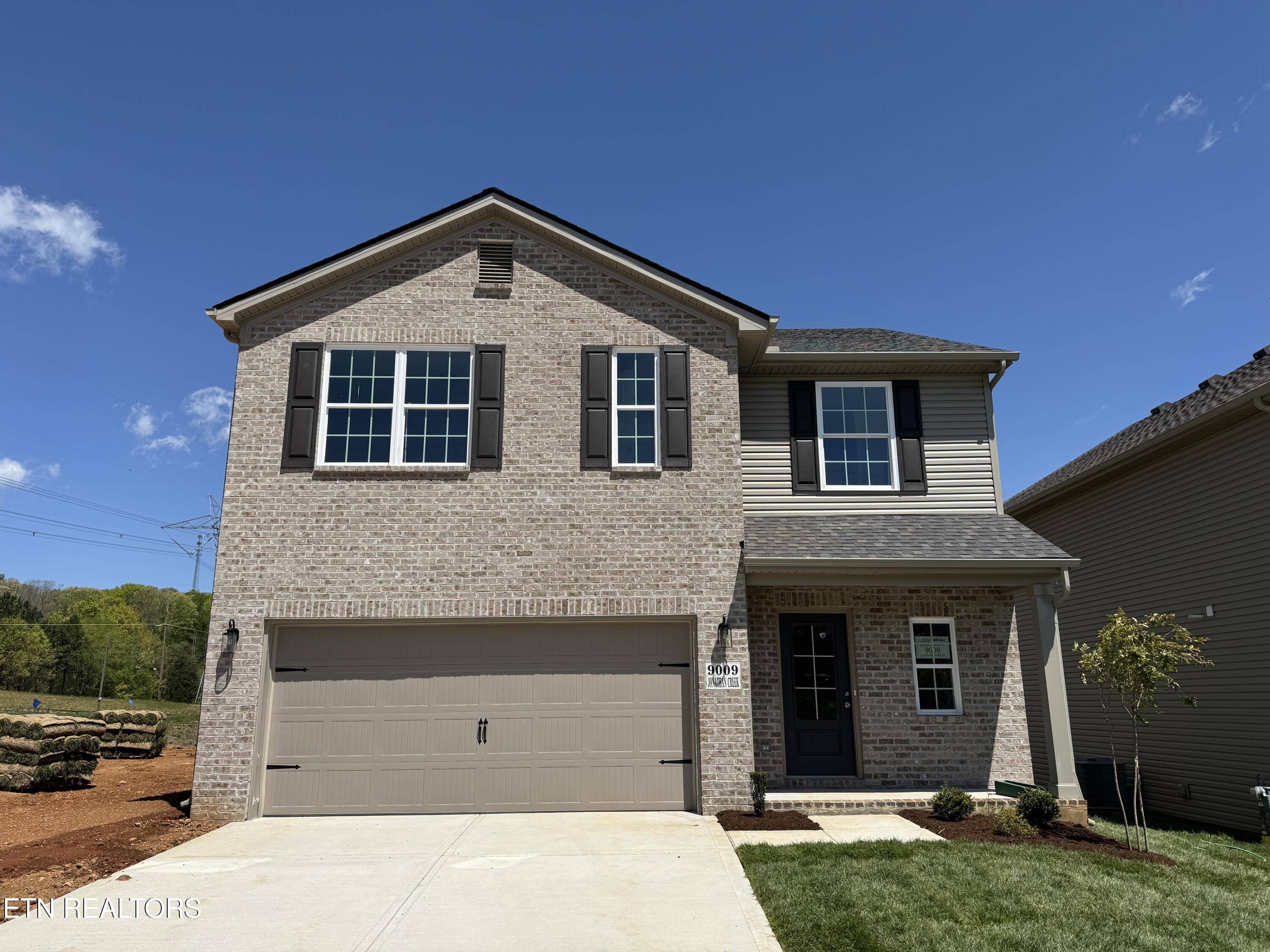 9009 Jonathan Creek DR, Knoxville, TN 37931
