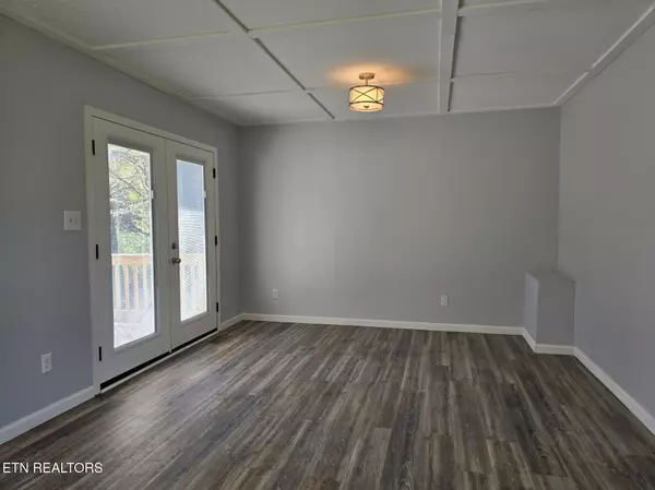 Winfield, TN 37892,467 New Light CIR