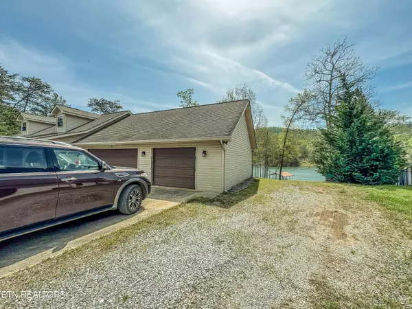 New Tazewell, TN 37825,199 Summer Breeze LN