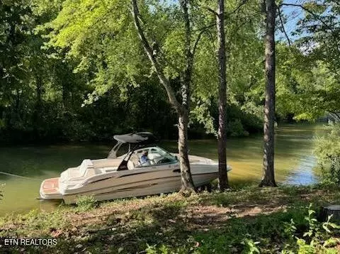 Loudon, TN 37774,231 Chuniloti WAY