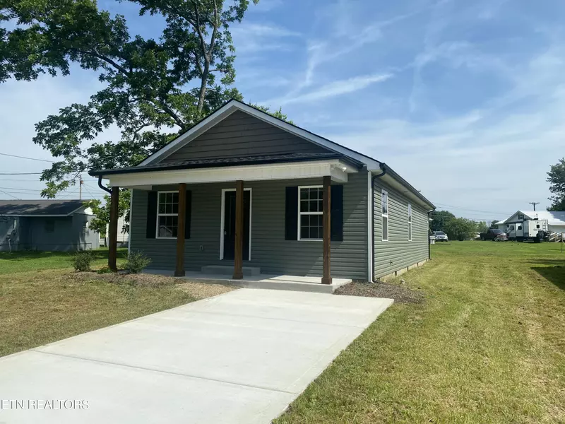 414 Oklahoma St, Madisonville, TN 37354