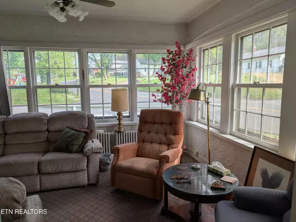 Middlesboro, KY 40965,515 25th St