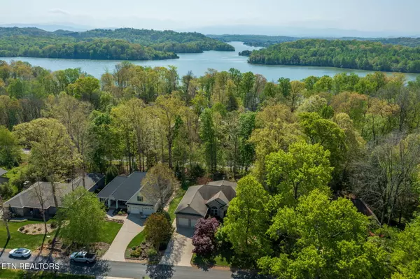 Loudon, TN 37774,311 Tigitsi WAY