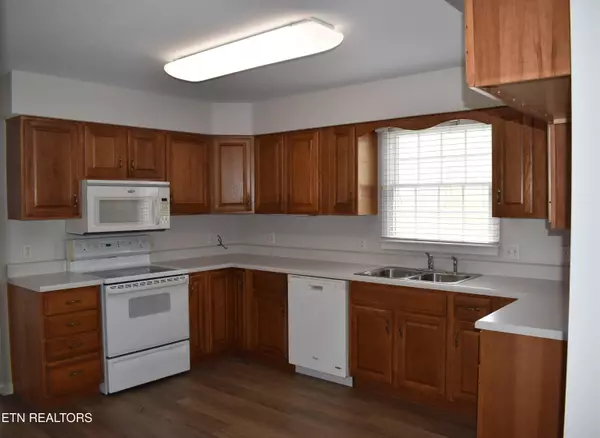 Crossville, TN 38571,187 Grandview LN