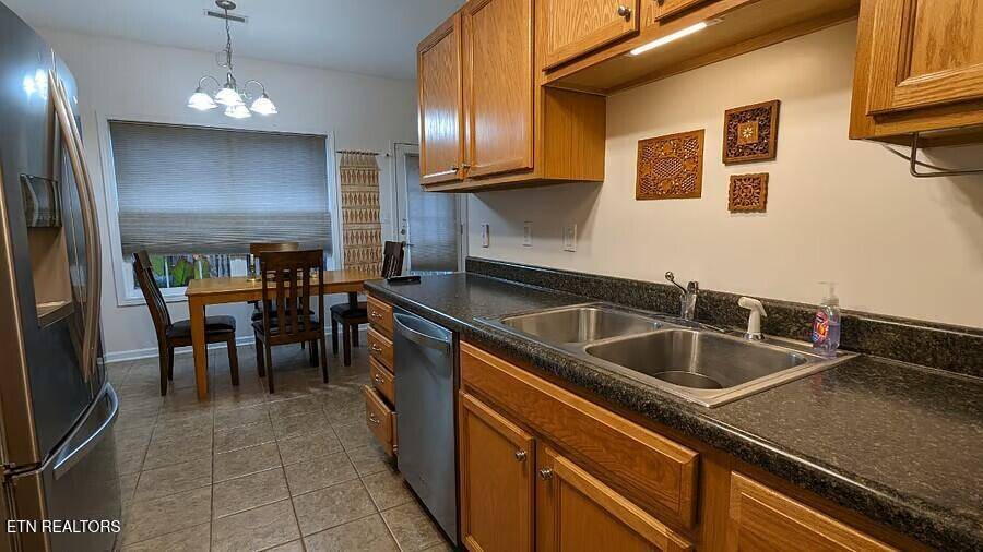 Knoxville, TN 37909,7823 ELLISVILLE LN