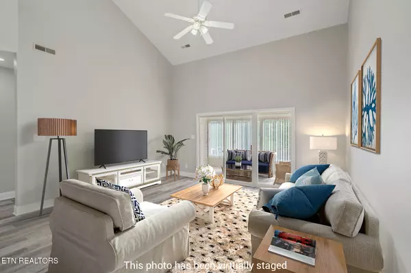 Loudon, TN 37774,300 Willington PL