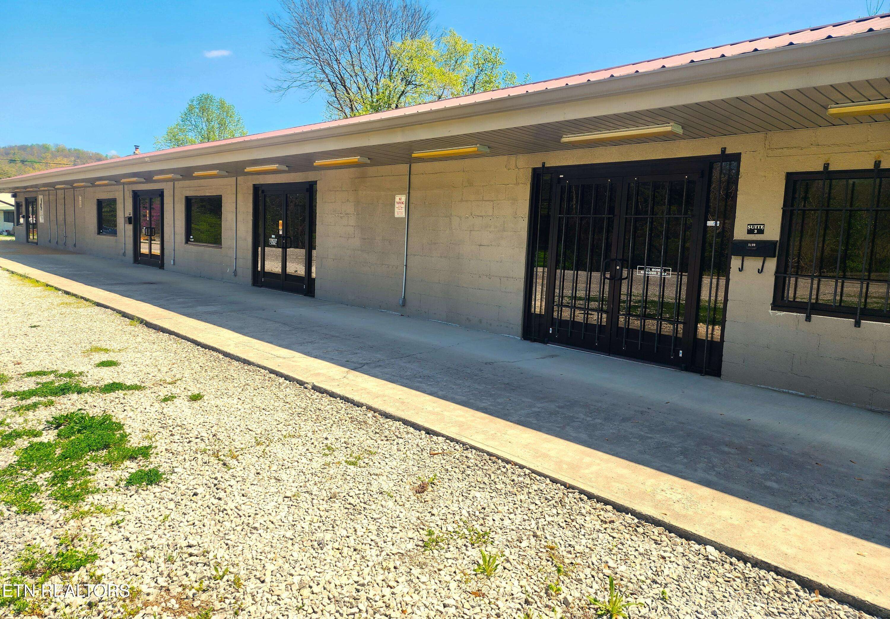 New Tazewell, TN 37825,5199 33 Hwy