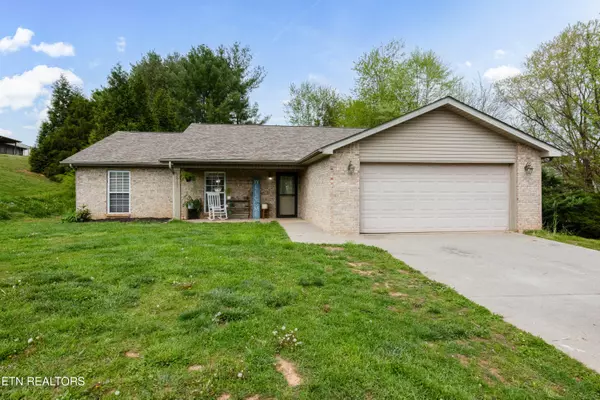 Maryville, TN 37803,2917 Country Meadows LN