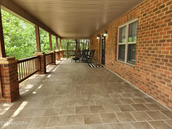 Crossville, TN 38571,169 Catoosa Canyon DR