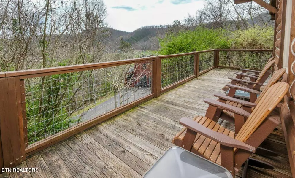 2939 Drue Fox WAY, Sevierville, TN 37862