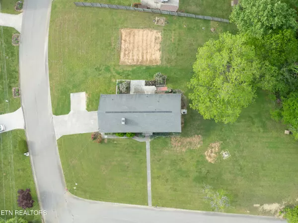Seymour, TN 37865,504 Man O War DR