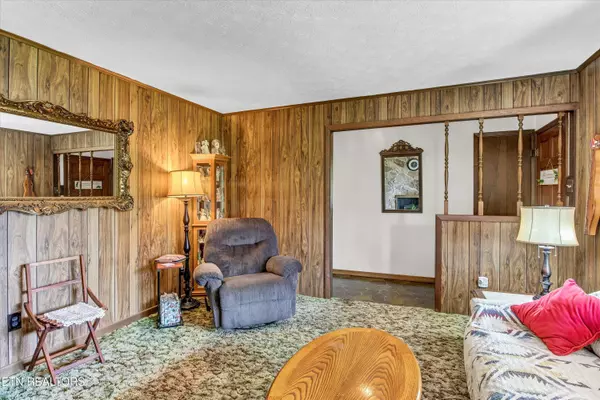 Clinton, TN 37716,111 Shaw Rd