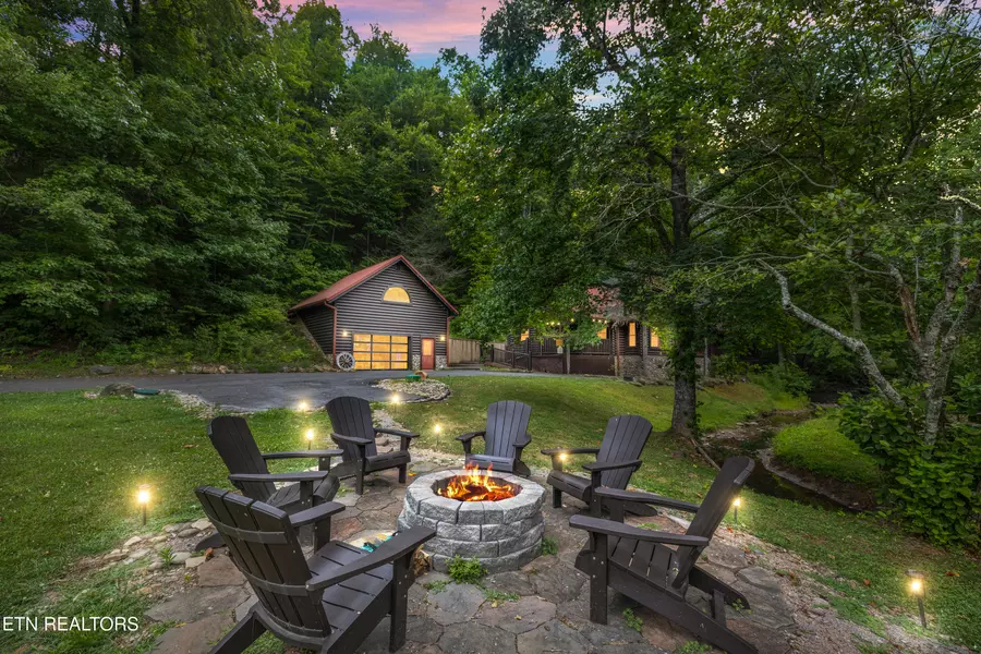 2609 Cedar Falls WAY, Sevierville, TN 37862