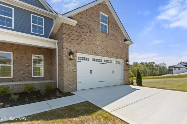 Walland, TN 37886,630 Winding Creek WAY