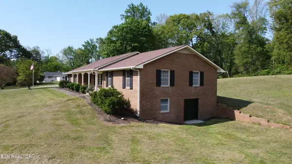 Jefferson City, TN 37760,2035 Highway 92