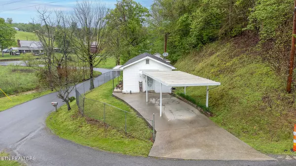 Seymour, TN 37865,973 Graves Delozier Rd