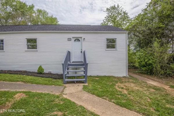 Oak Ridge, TN 37830,156 - 158 Hamilton CIR